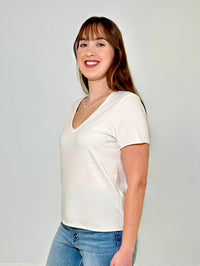 Michael Stars Vera Tee - Chalk-Hand In Pocket