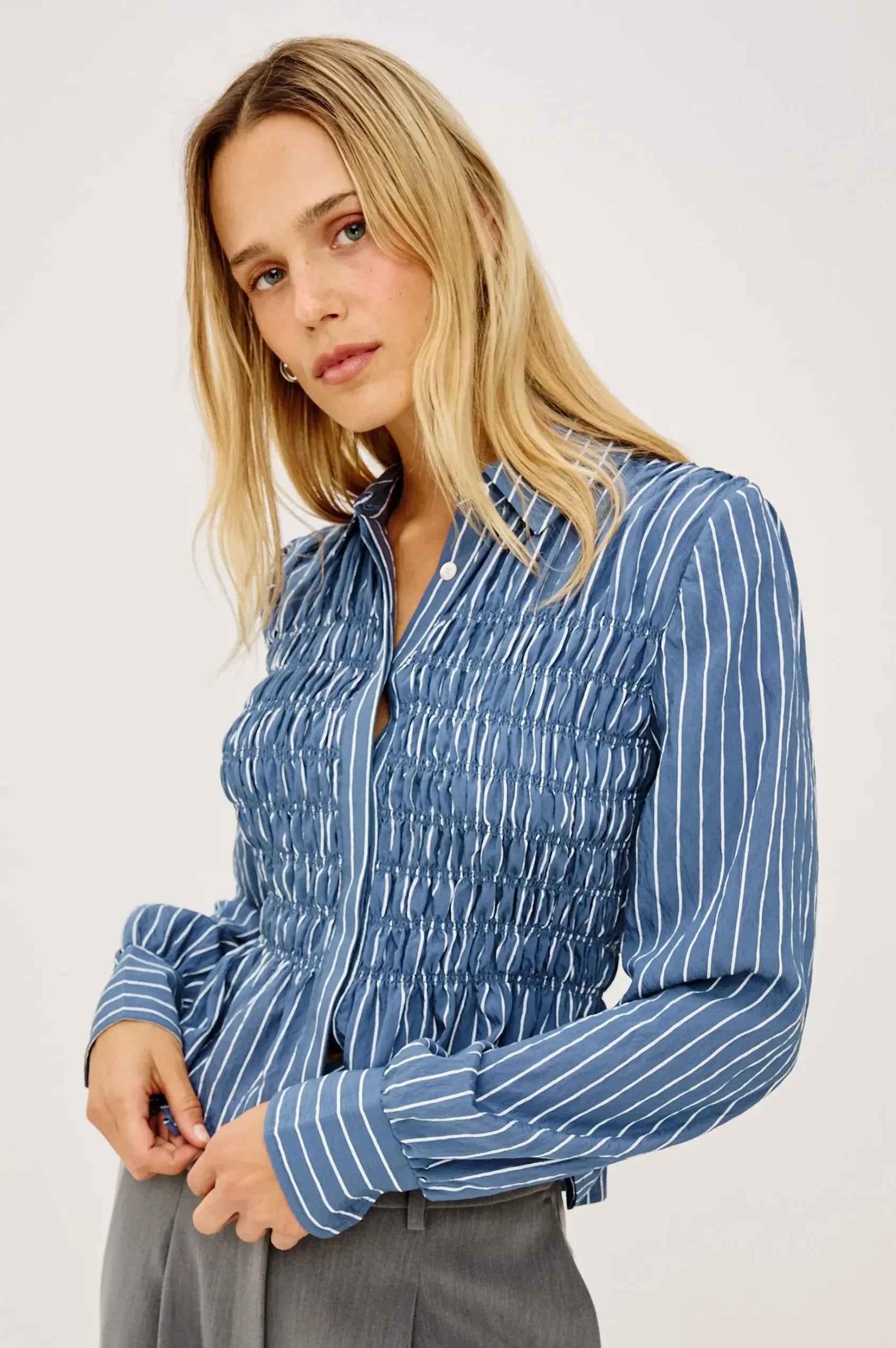 Rails Bradshaw Shirt - Washed Indigo Stripe-Hand In Pocket
