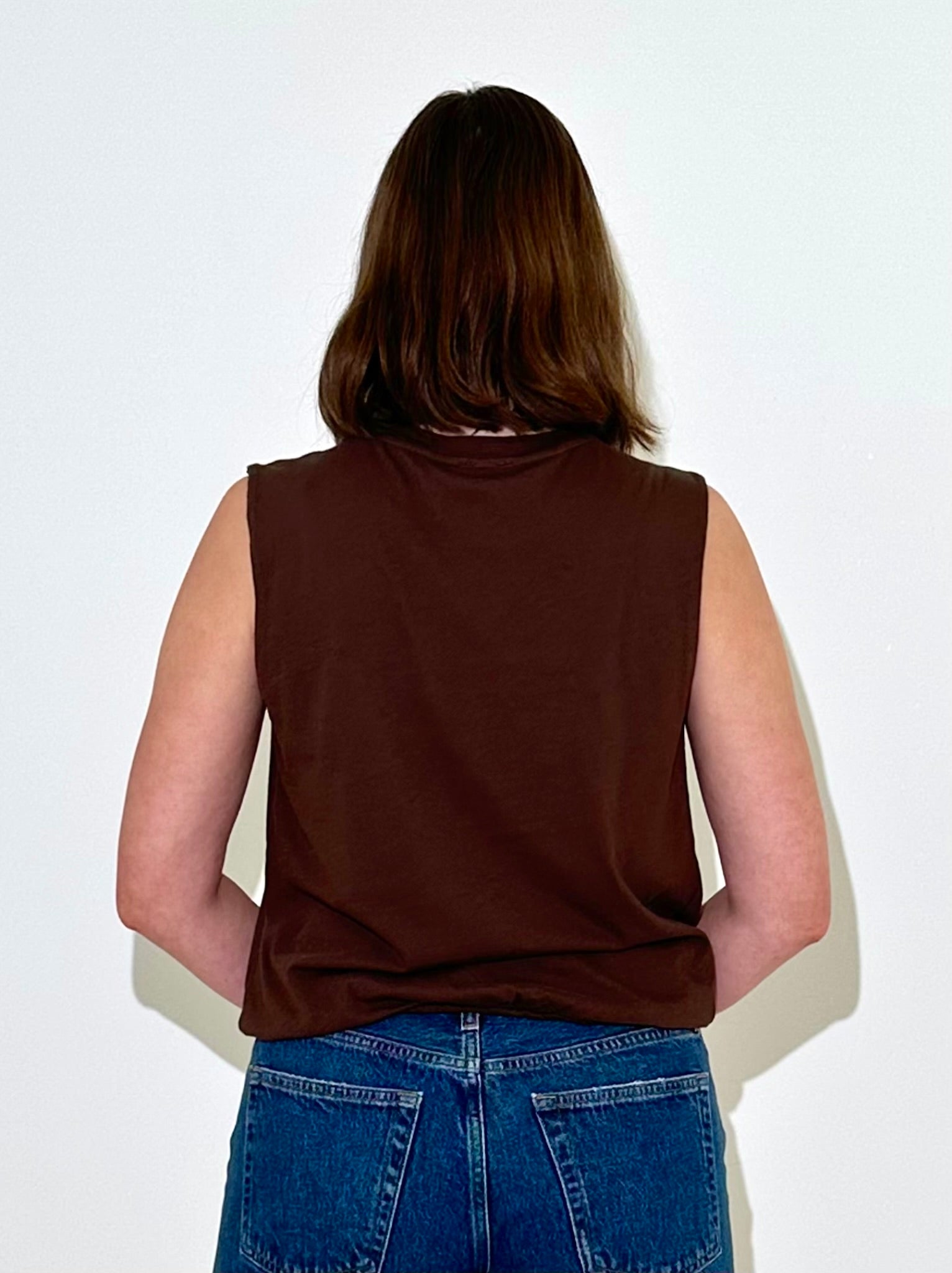 Bobi Bubble Hem Tee - Mocha-Hand In Pocket
