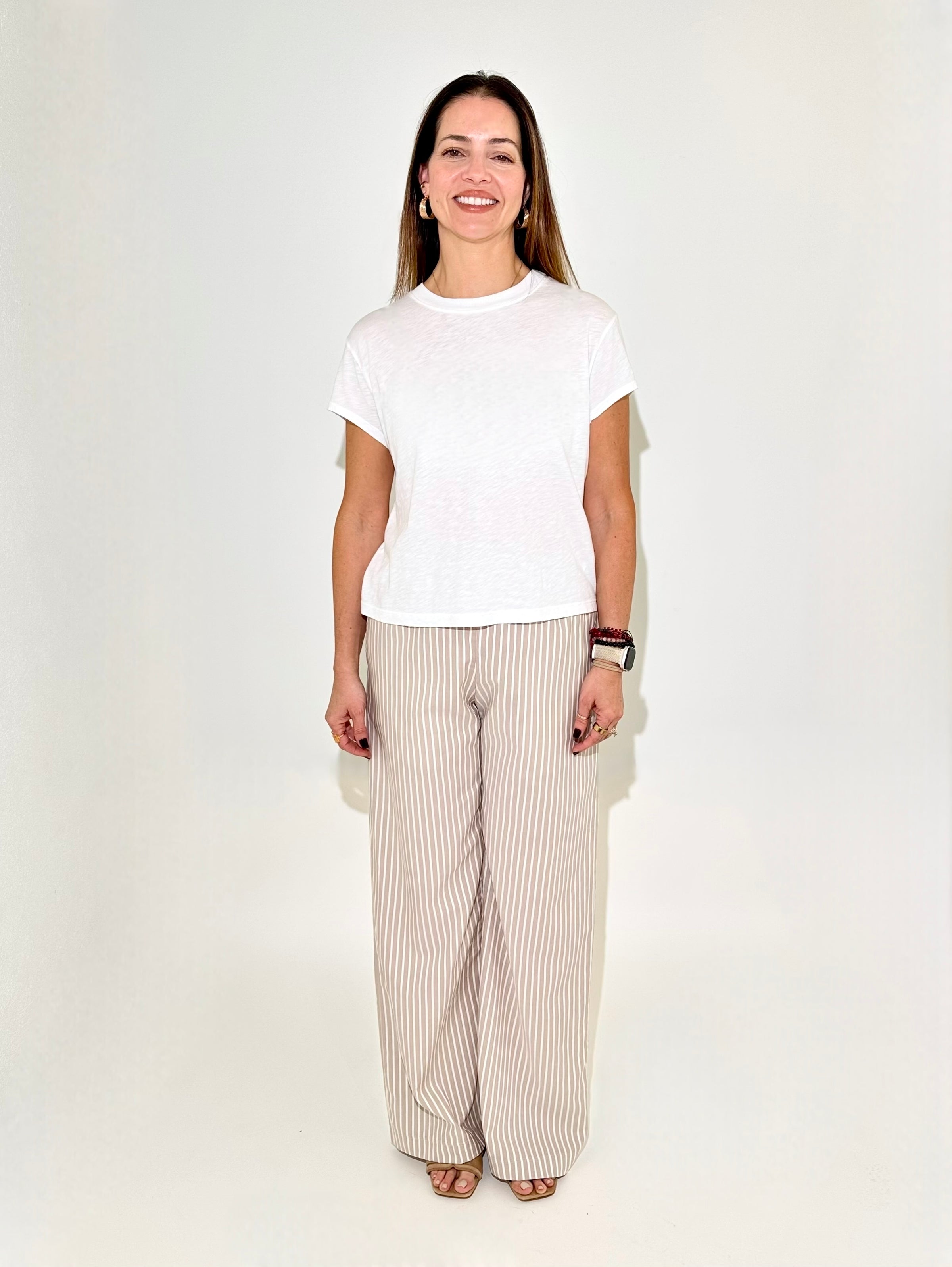 Michael Stars Grayson Cropped Crewneck - White-Hand In Pocket