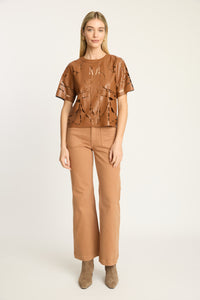 Caballero Amo Top - Tobacco-Hand In Pocket