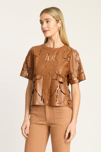 Caballero Amo Top - Tobacco-Hand In Pocket