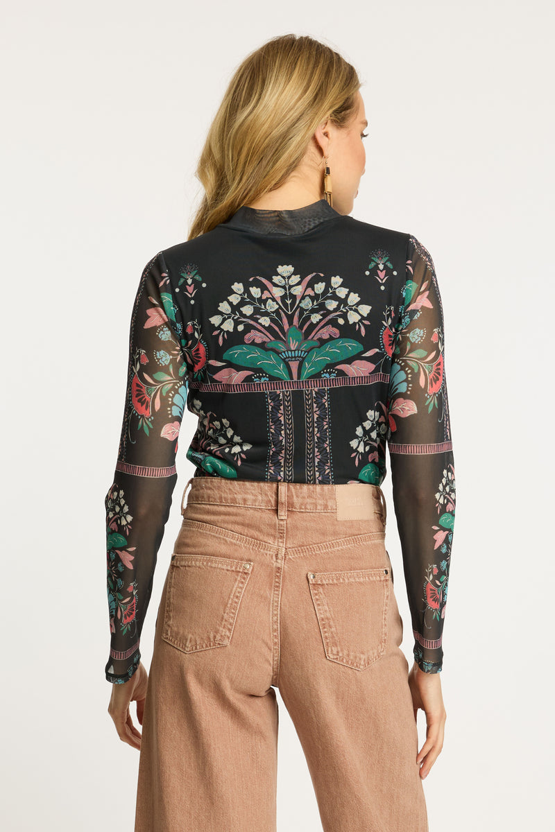 Caballero Marta Top- Twilight Bloom-Hand In Pocket