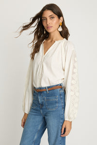 Caballero Miki Top - White-Hand In Pocket
