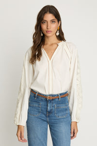 Caballero Miki Top - White-Hand In Pocket