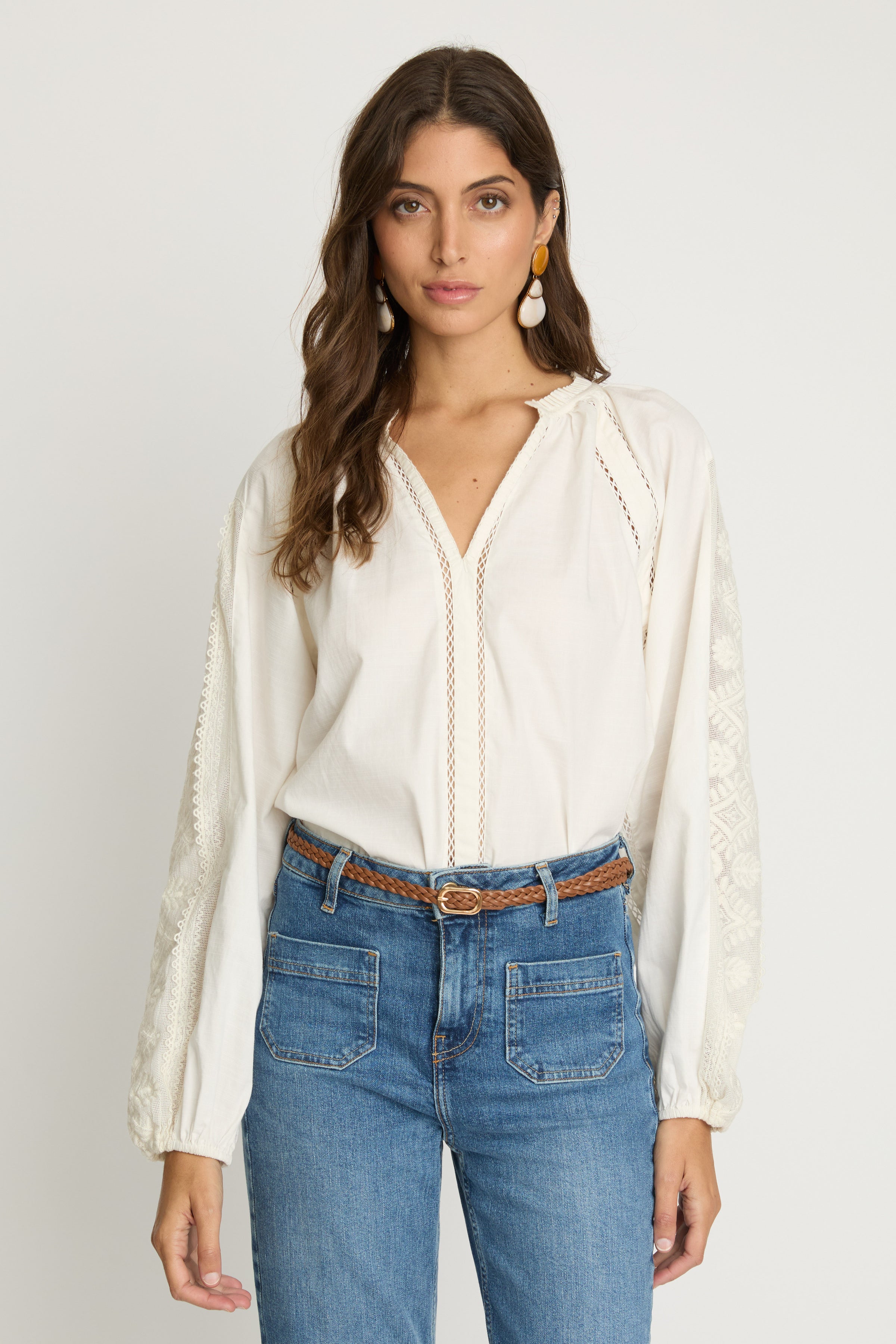 Caballero Miki Top - White-Hand In Pocket