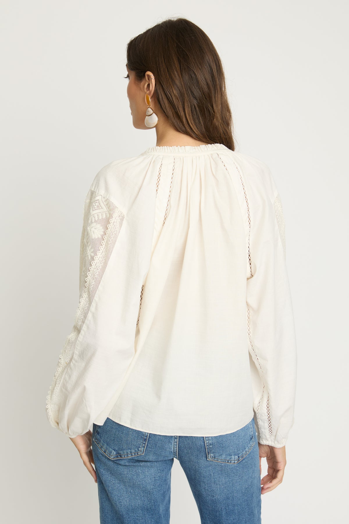 Caballero Miki Top - White-Hand In Pocket