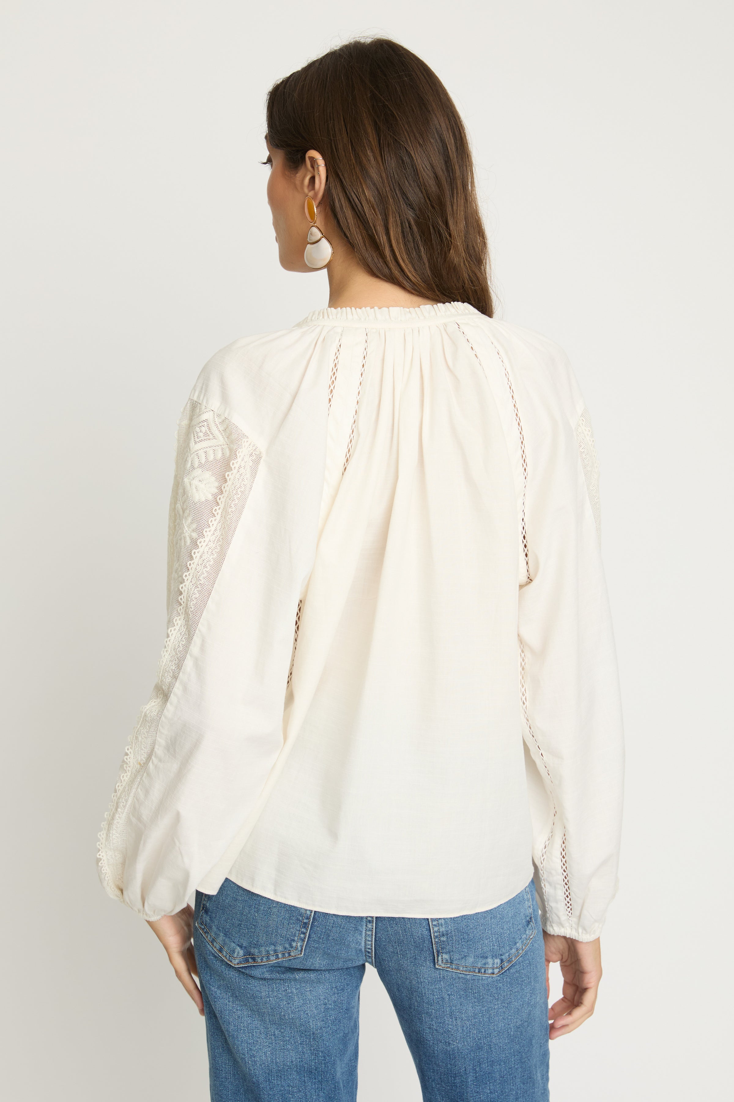Caballero Miki Top - White-Hand In Pocket