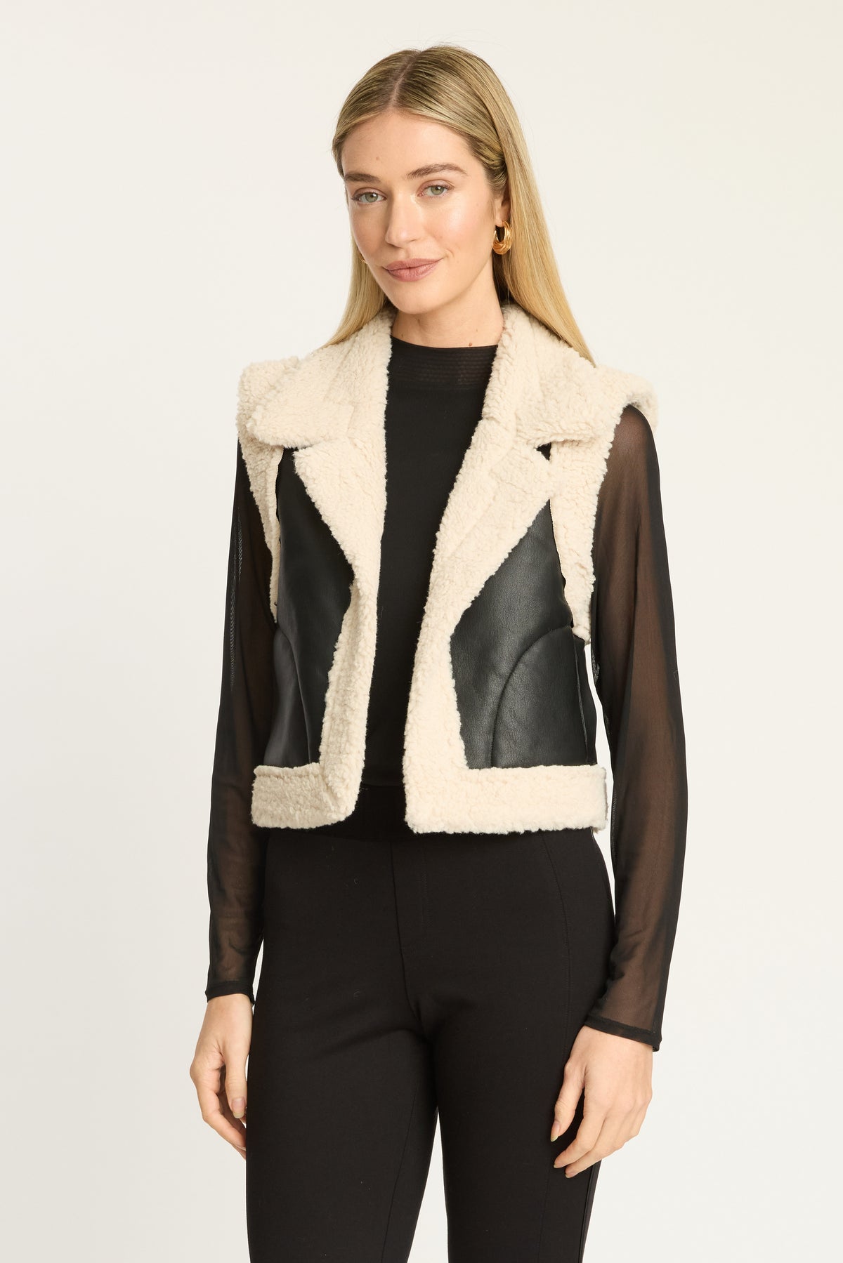 Caballero Cove Vest - Cream/Black-Hand In Pocket