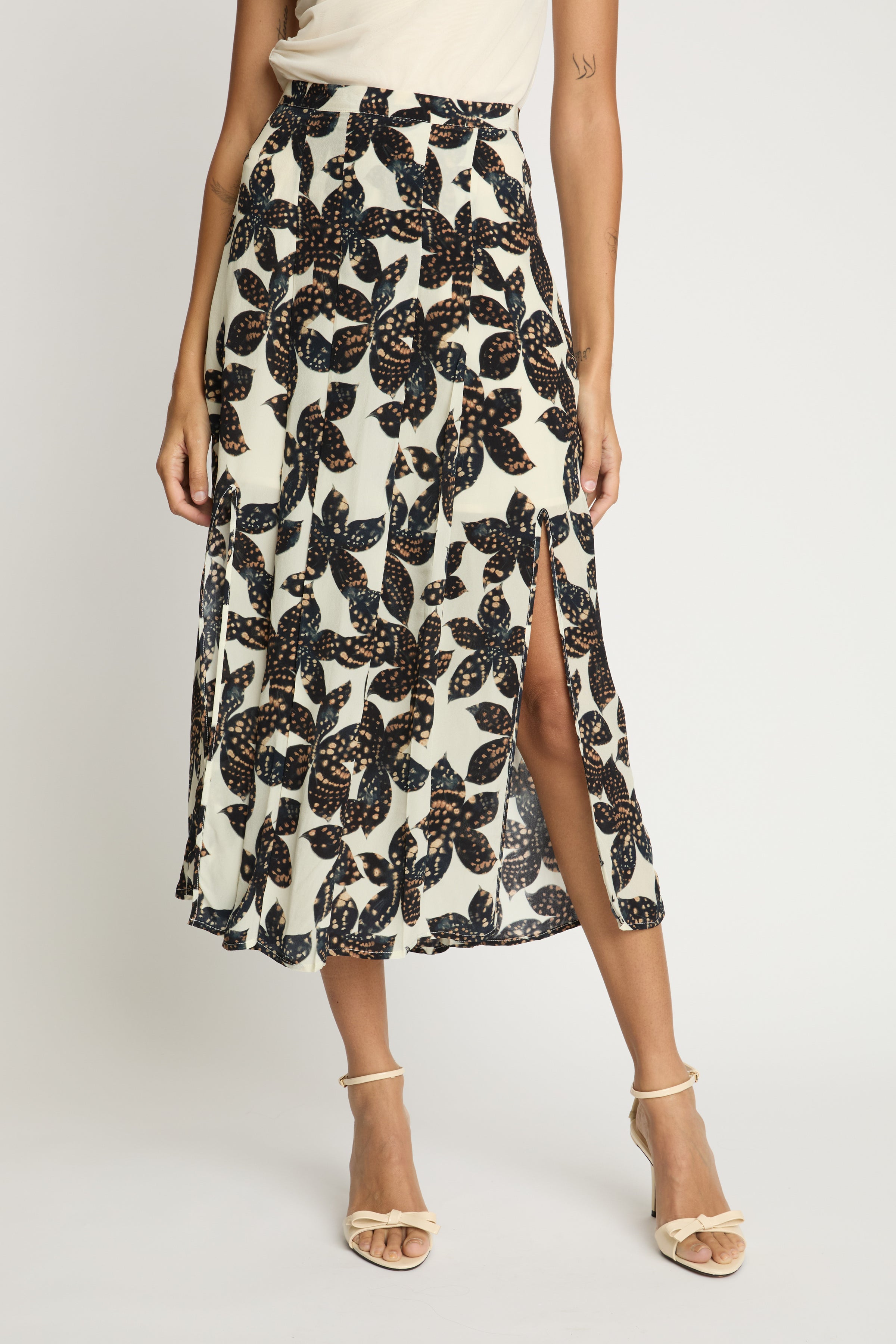 Caballero Glenda Skirt - Ink Press-Hand In Pocket