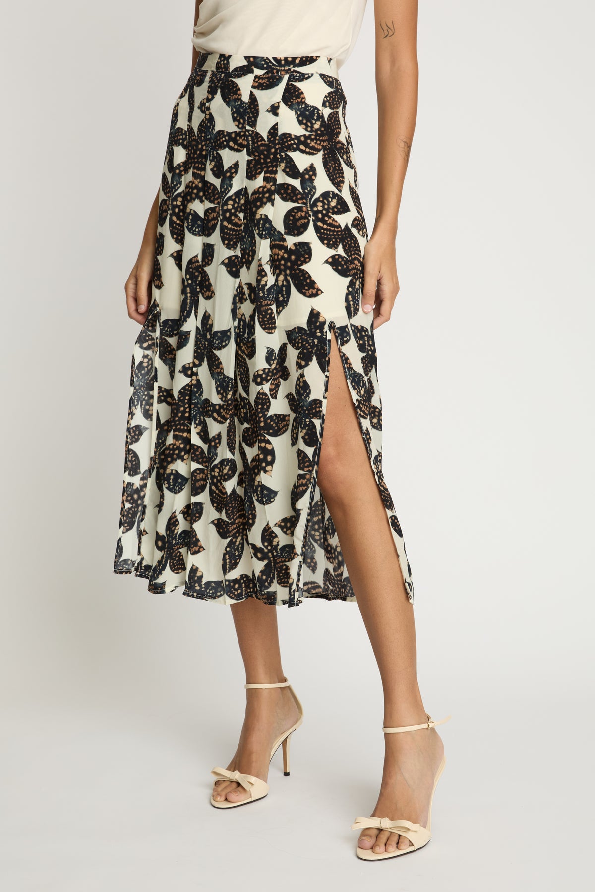 Caballero Glenda Skirt - Ink Press-Hand In Pocket