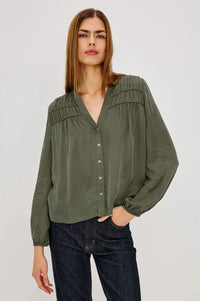 Rails Cadence Shirt - Washed Olive-Hand In Pocket