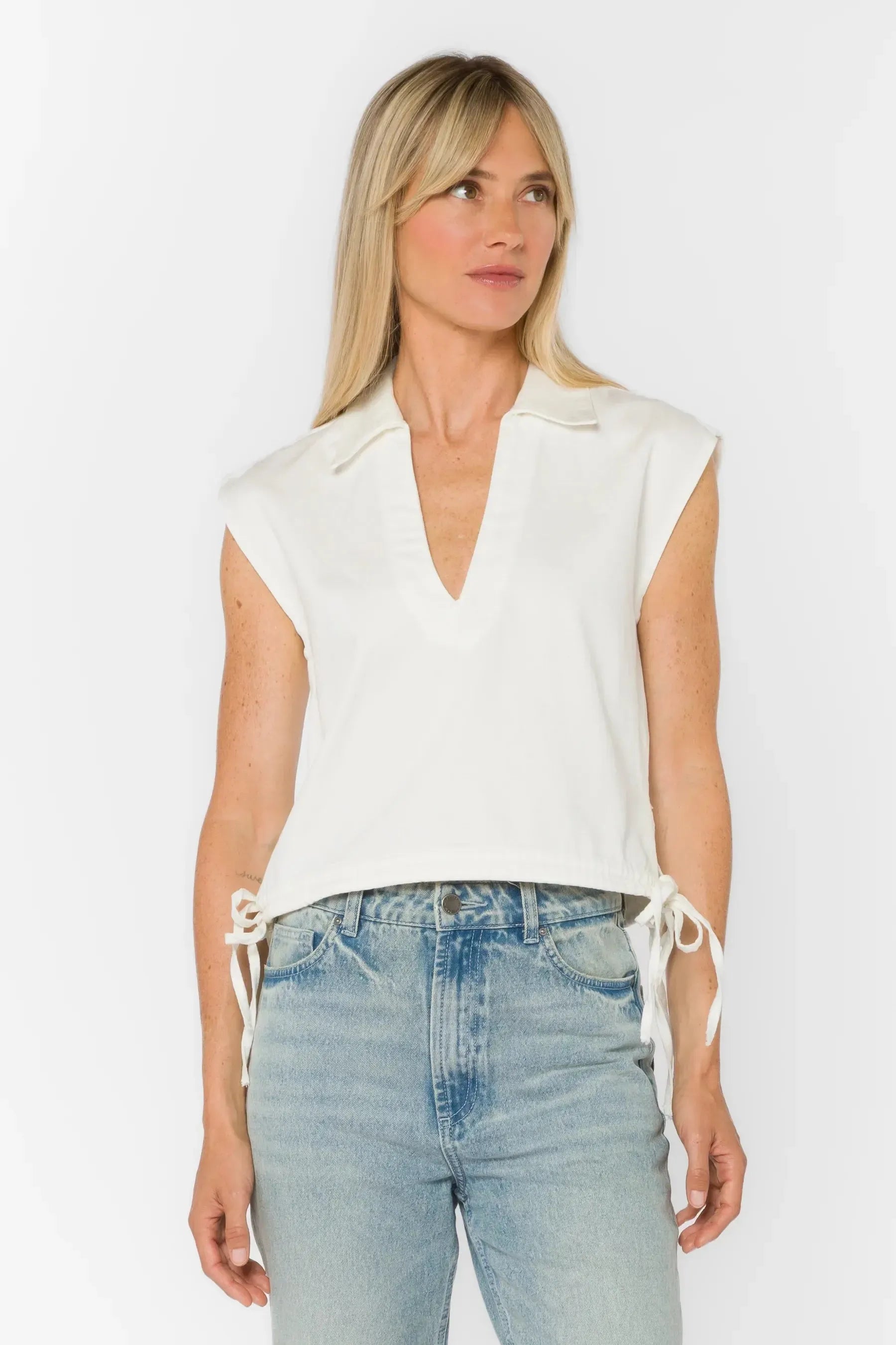 Velvet Heart Capricorn Blouse - Optic White-Hand In Pocket