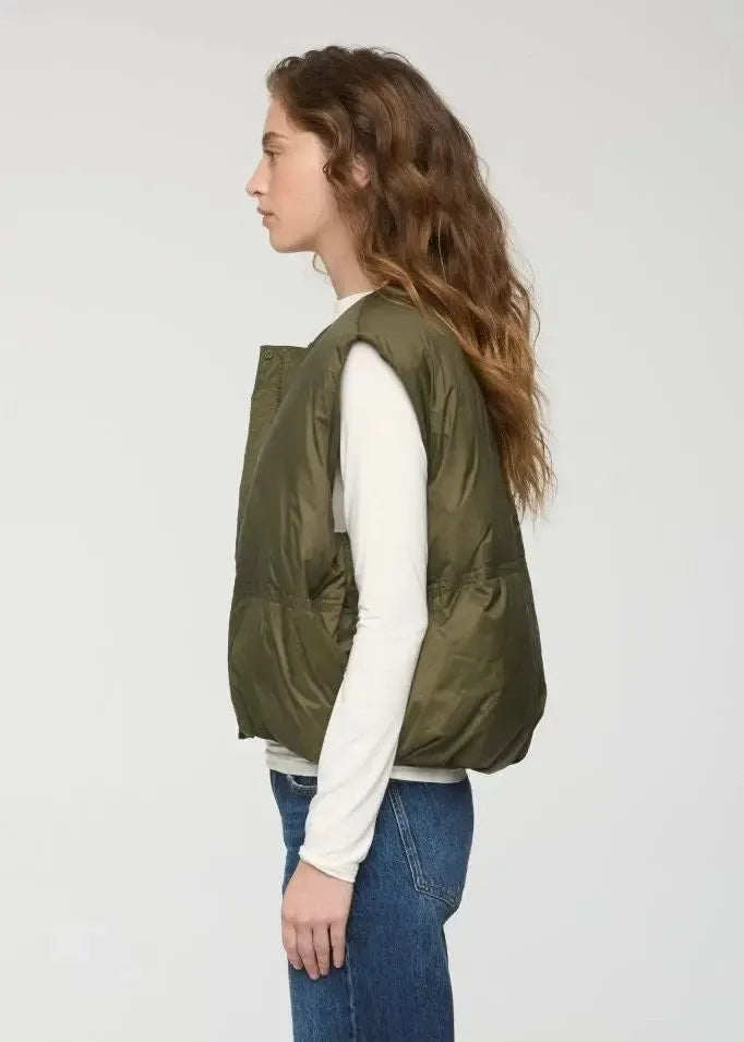 Pistola Catarina Puffer Vest - Ivy-Hand In Pocket