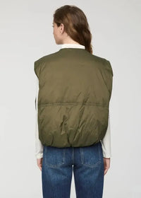 Pistola Catarina Puffer Vest - Ivy-Hand In Pocket