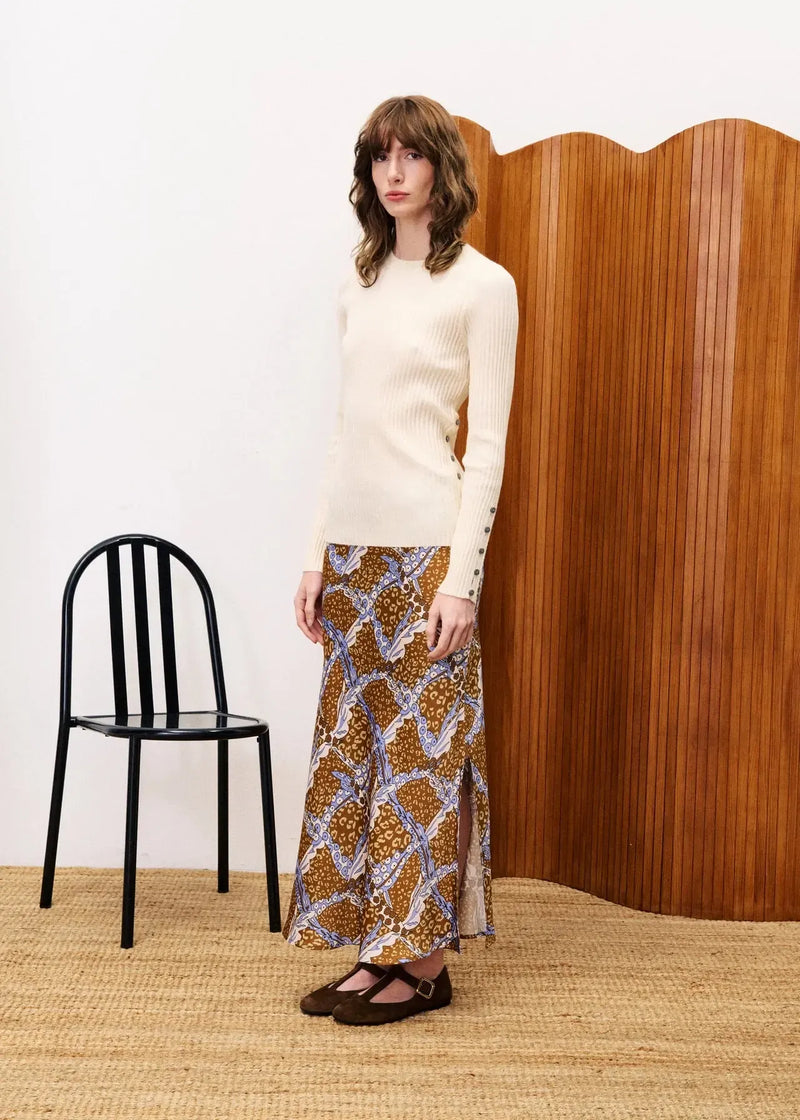 FRNCH Amaryllis Top- Creme-Hand In Pocket