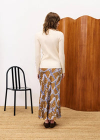 FRNCH Amaryllis Top- Creme-Hand In Pocket