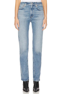 Citizens of Humanity Zurie Straight Leg Jean - Glendale-Hand In Pocket