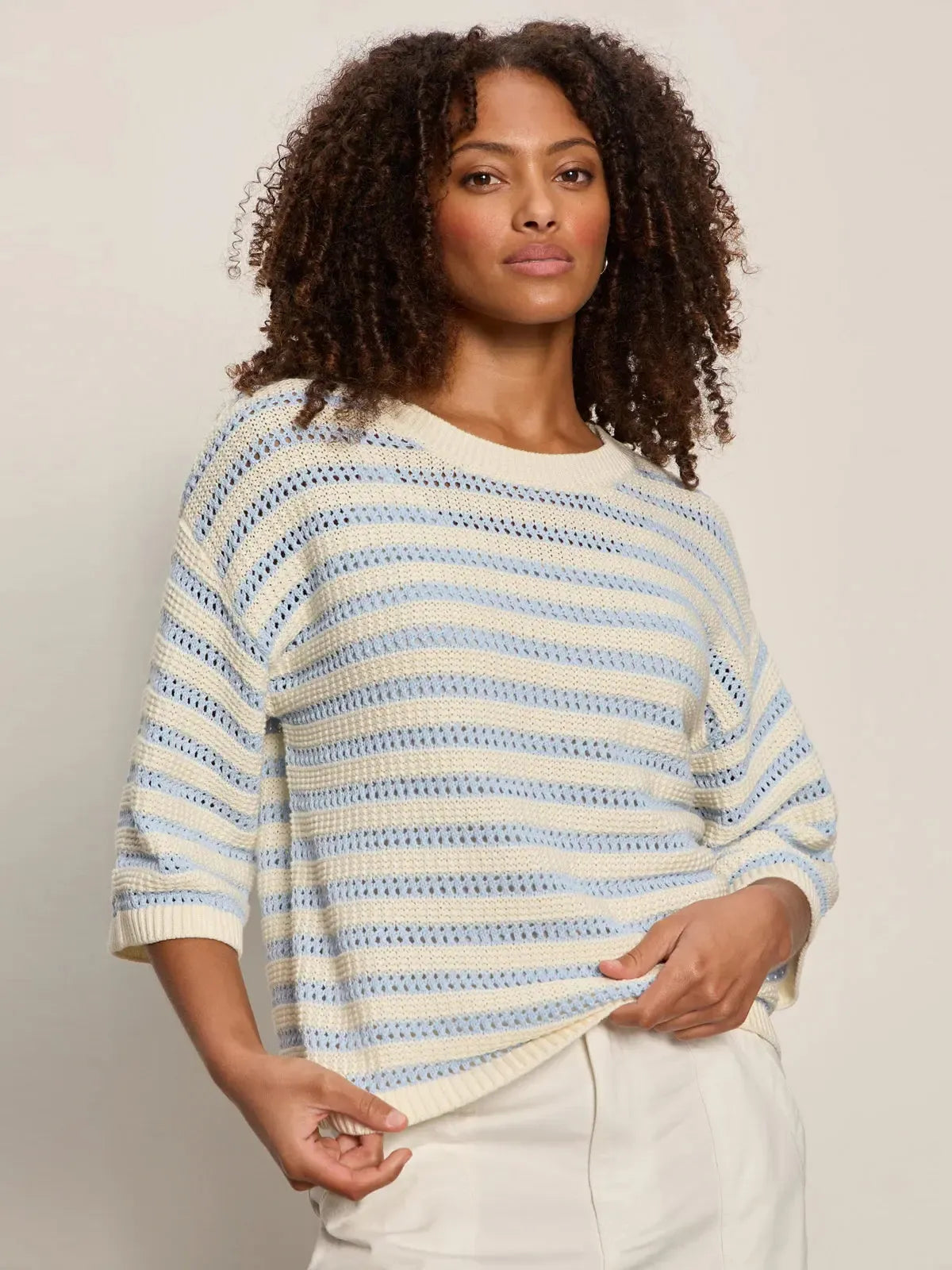 Sanctuary Elle Sweater Tee - Blue Aura-Hand In Pocket