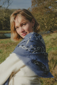 Colette Scarf Bandana - Blue Granit-Hand In Pocket