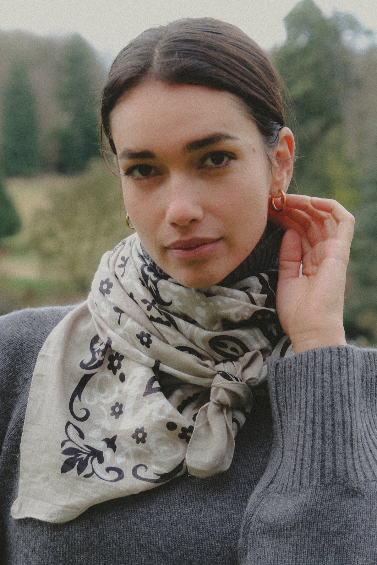 Juniper Scarf Bandana - Taupe-Hand In Pocket