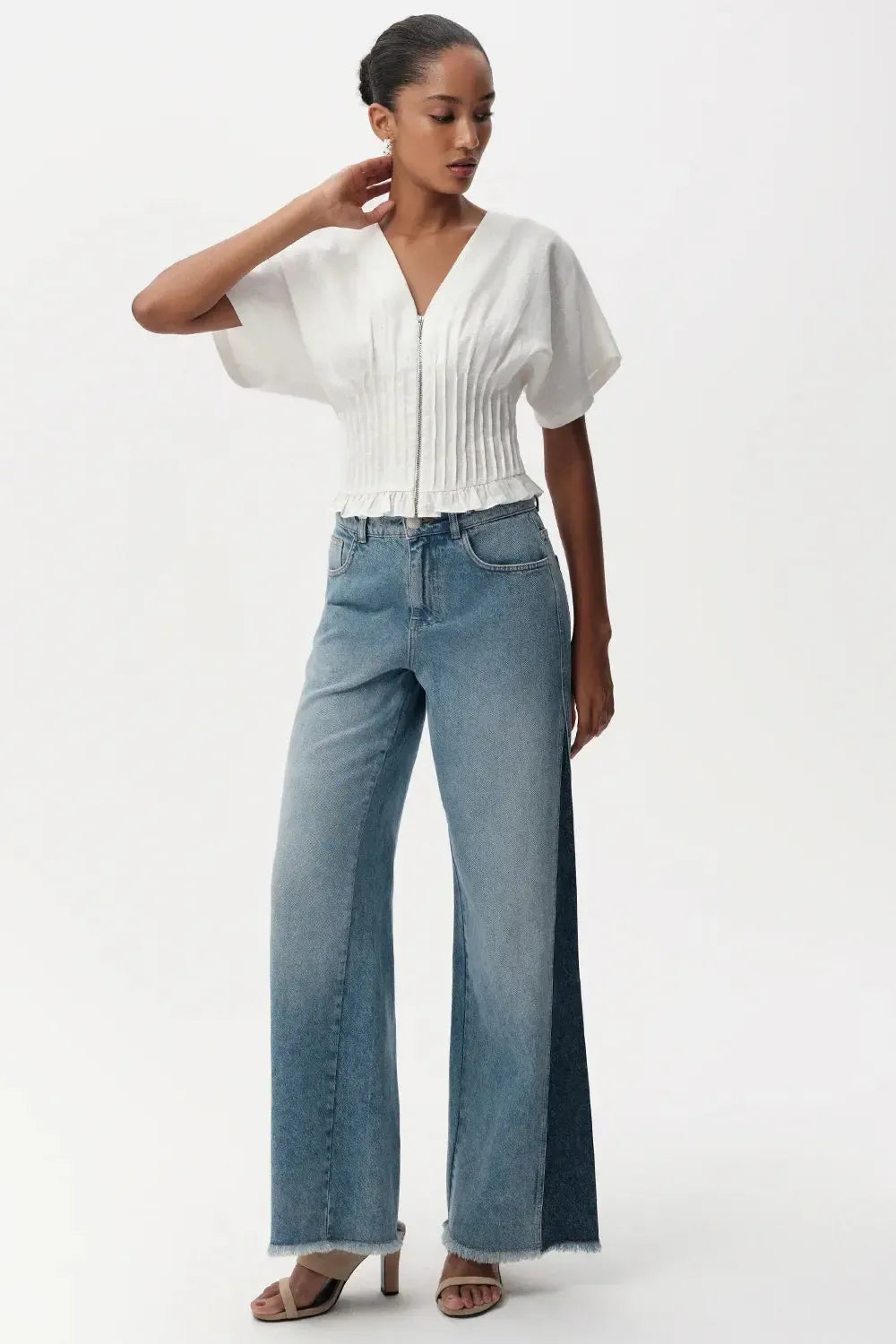Exquise Cherelle Blouse - White-Hand In Pocket