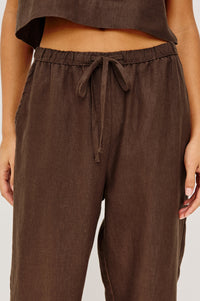 Rails Emmie Pants - Espresso-Hand In Pocket