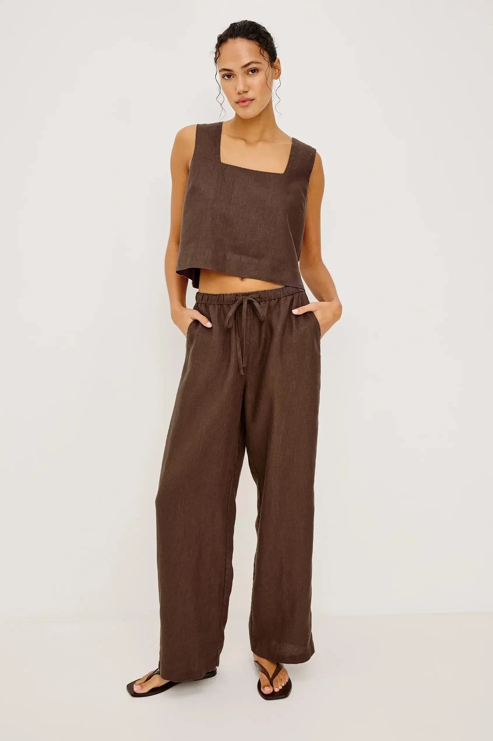 Rails Emmie Pants - Espresso-Hand In Pocket