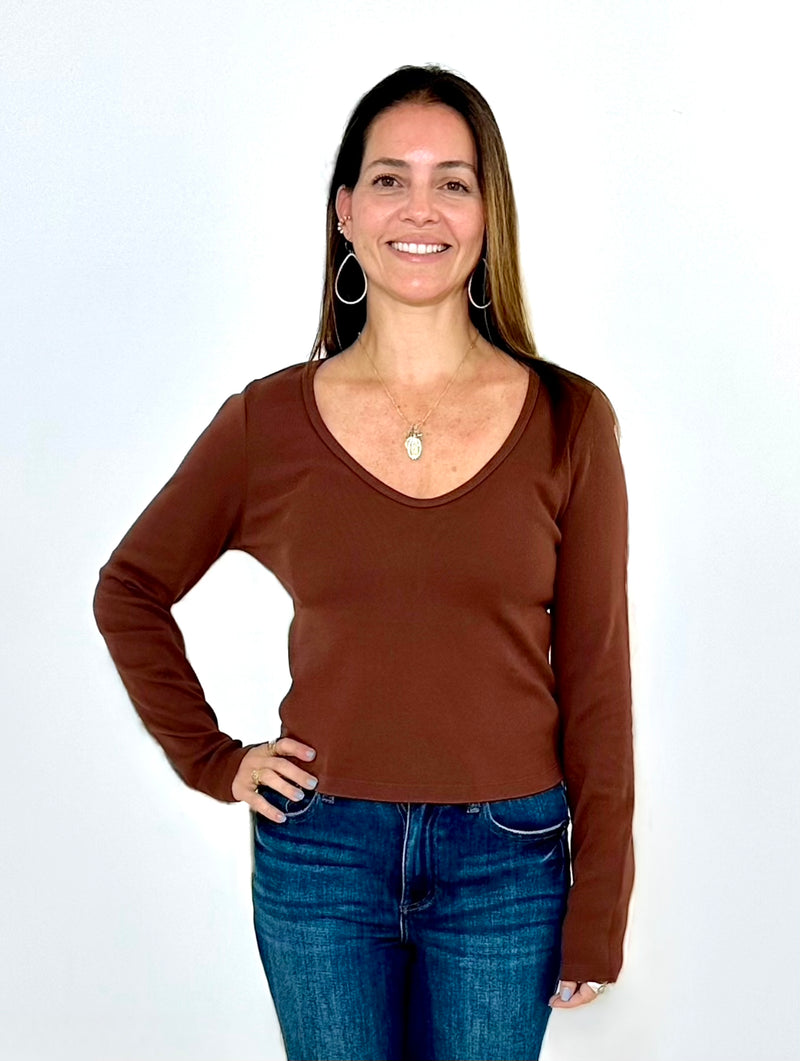 Michael Stars Lizzie LS Tee - Espresso-Hand In Pocket