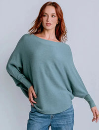 Kerisma RYU Top - Ocean Teal-Hand In Pocket