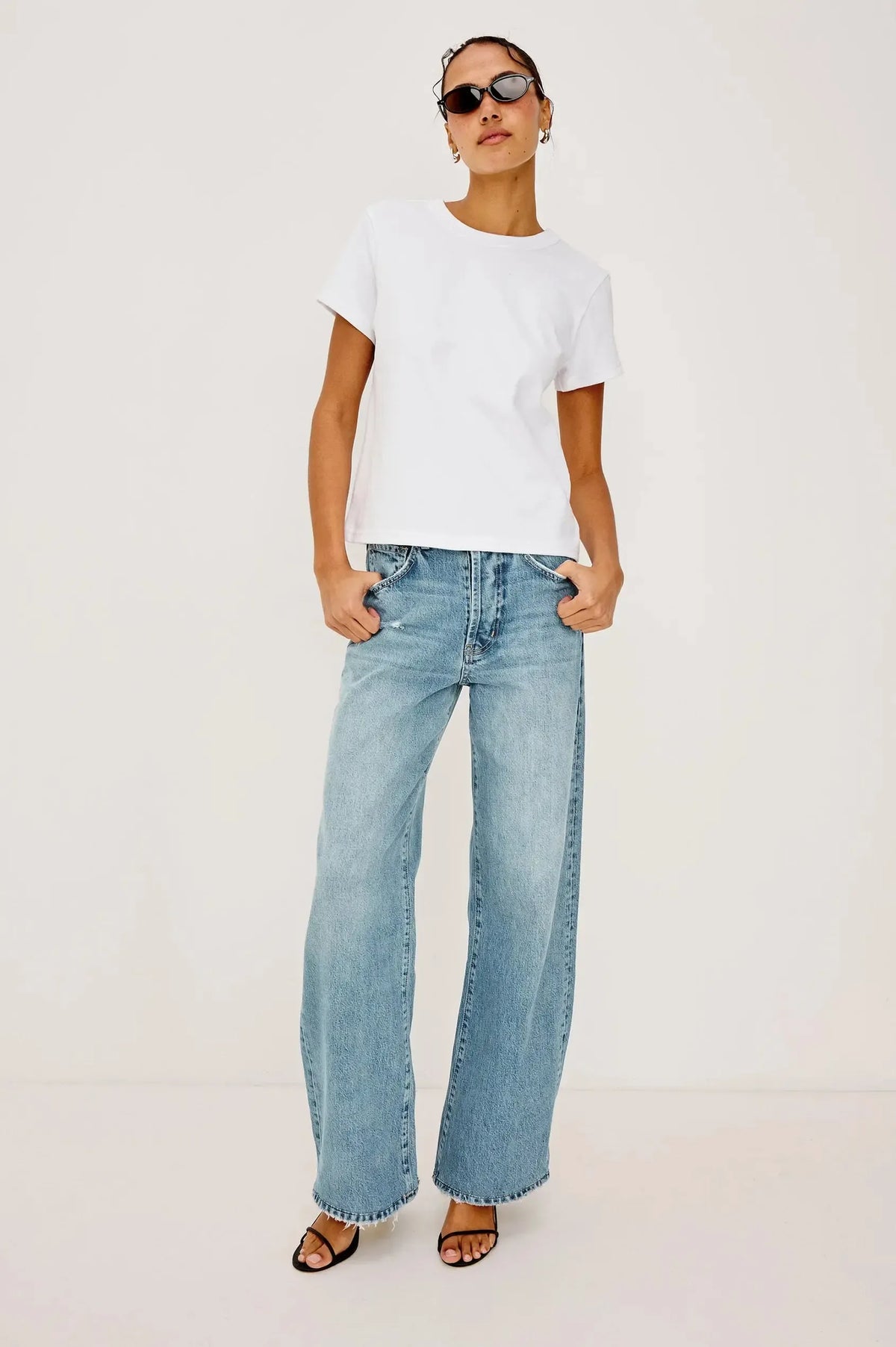 Rails Girlfriend Tee - White-Hand In Pocket