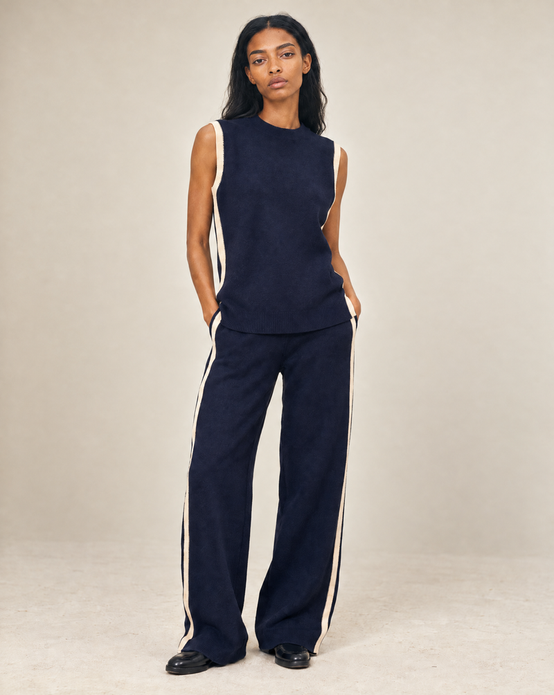THML Rowan Set - Navy-Hand In Pocket