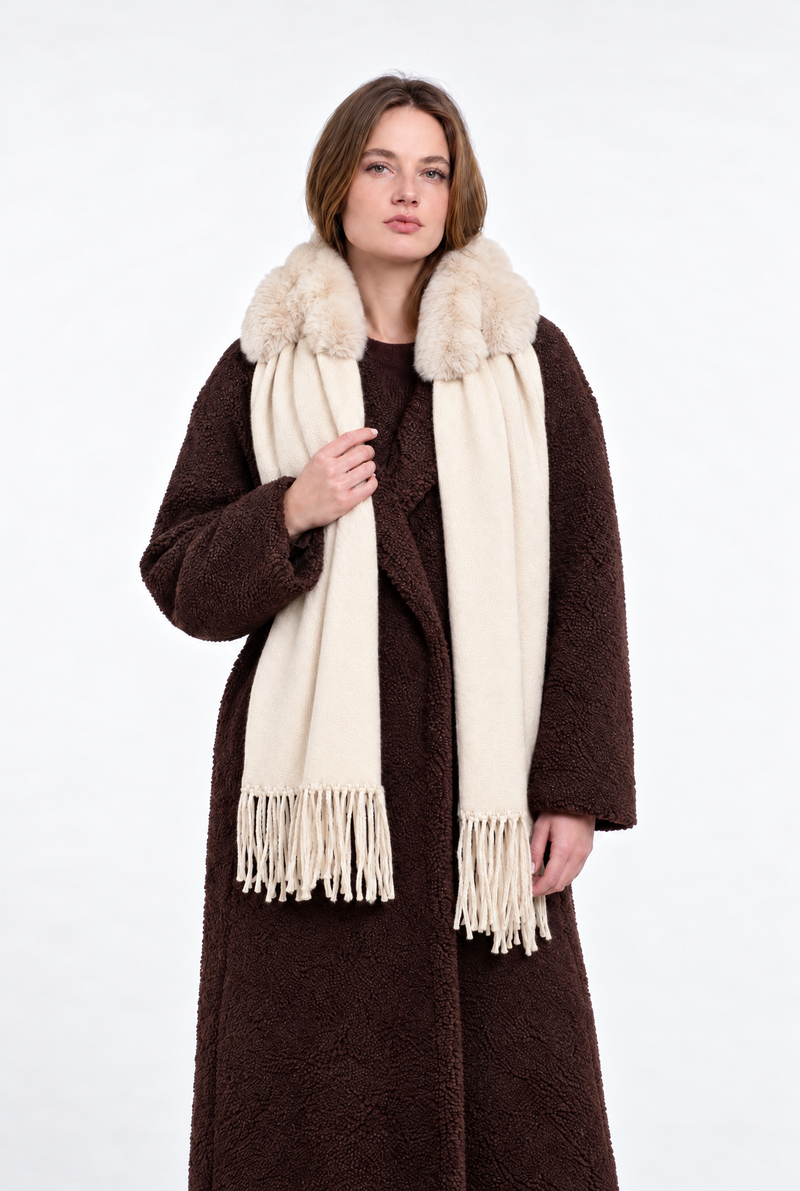 Rino & Pelle Zelda Super Fluffy Scarf - Snow-Hand In Pocket