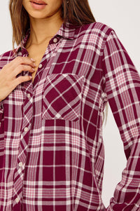 Rails Hunter Shirt - Winterberry-Hand In Pocket