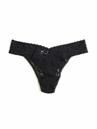 Hanky Panky Signature Lace Original Rise Thong - Black-Hand In Pocket
