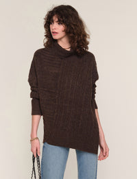 Heartloom Seira Sweater- Espresso-Hand In Pocket
