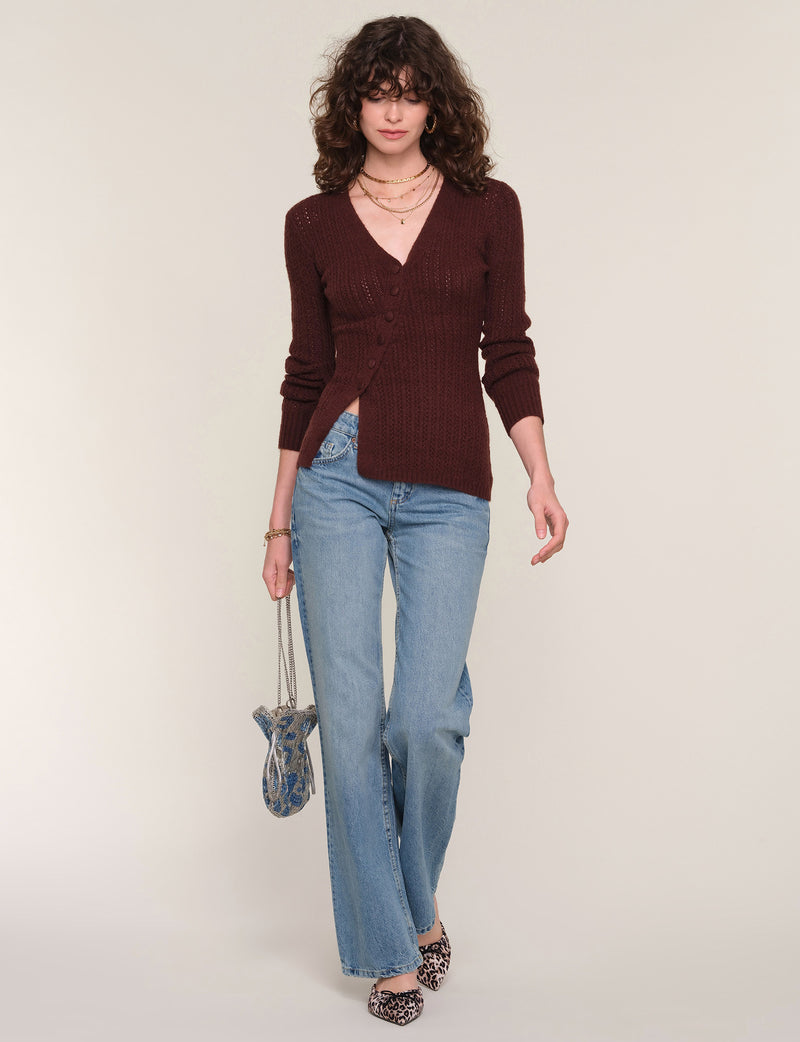 Heartloom Lovett Top- Coco-Hand In Pocket