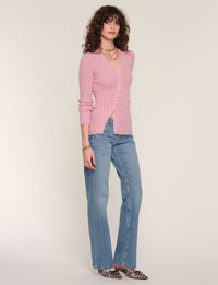 Heartloom Lovett Top- Peony-Hand In Pocket