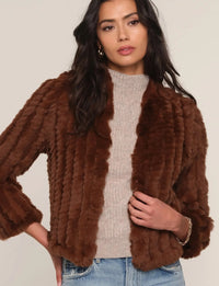 Heartloom Rosa Jacket - Ginger-Hand In Pocket