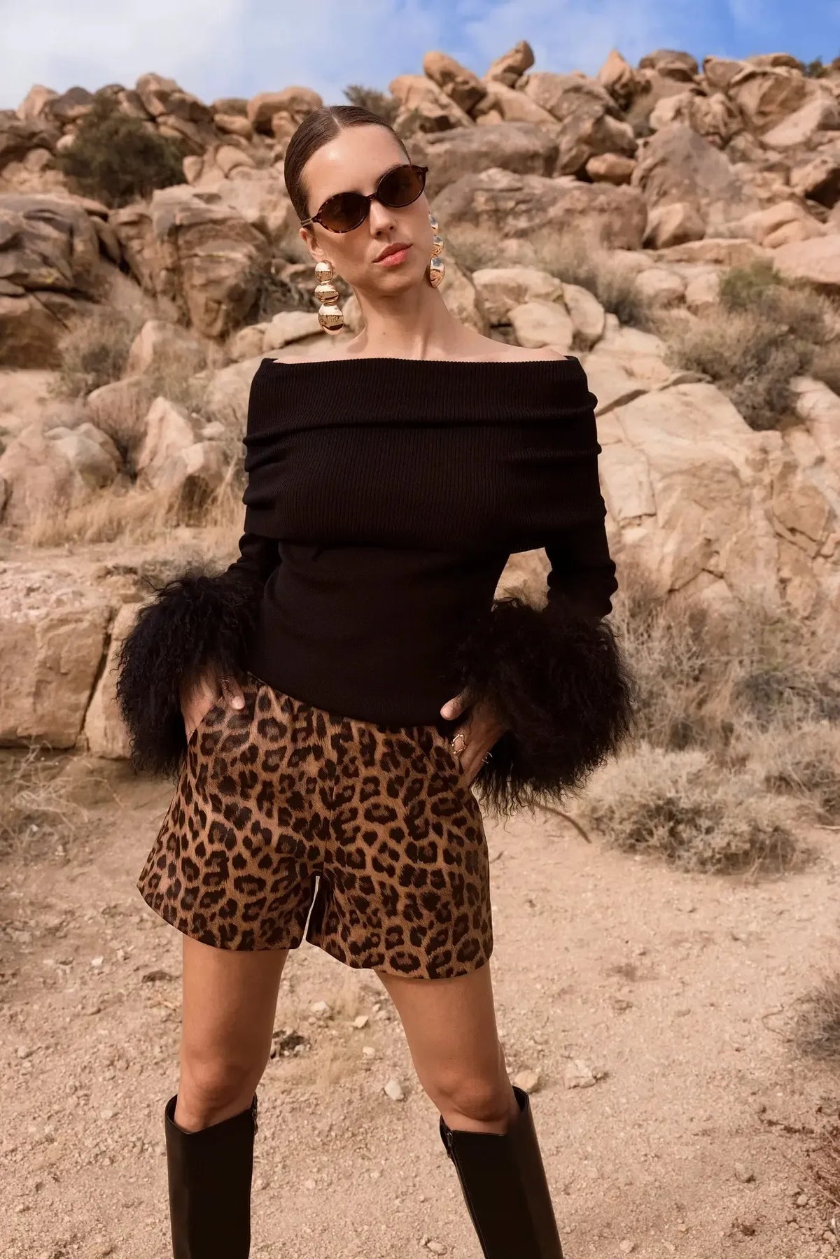 Lisa Maree Hummingbird Shorts - Leopard-Hand In Pocket