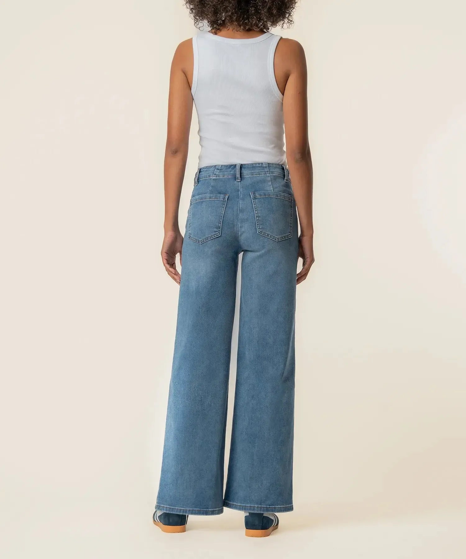 KUT Meg High Rise Wide Leg Pant - Queenly-Hand In Pocket