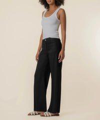 KUT Meg High Rise Trouser Wide Leg - Black-Hand In Pocket