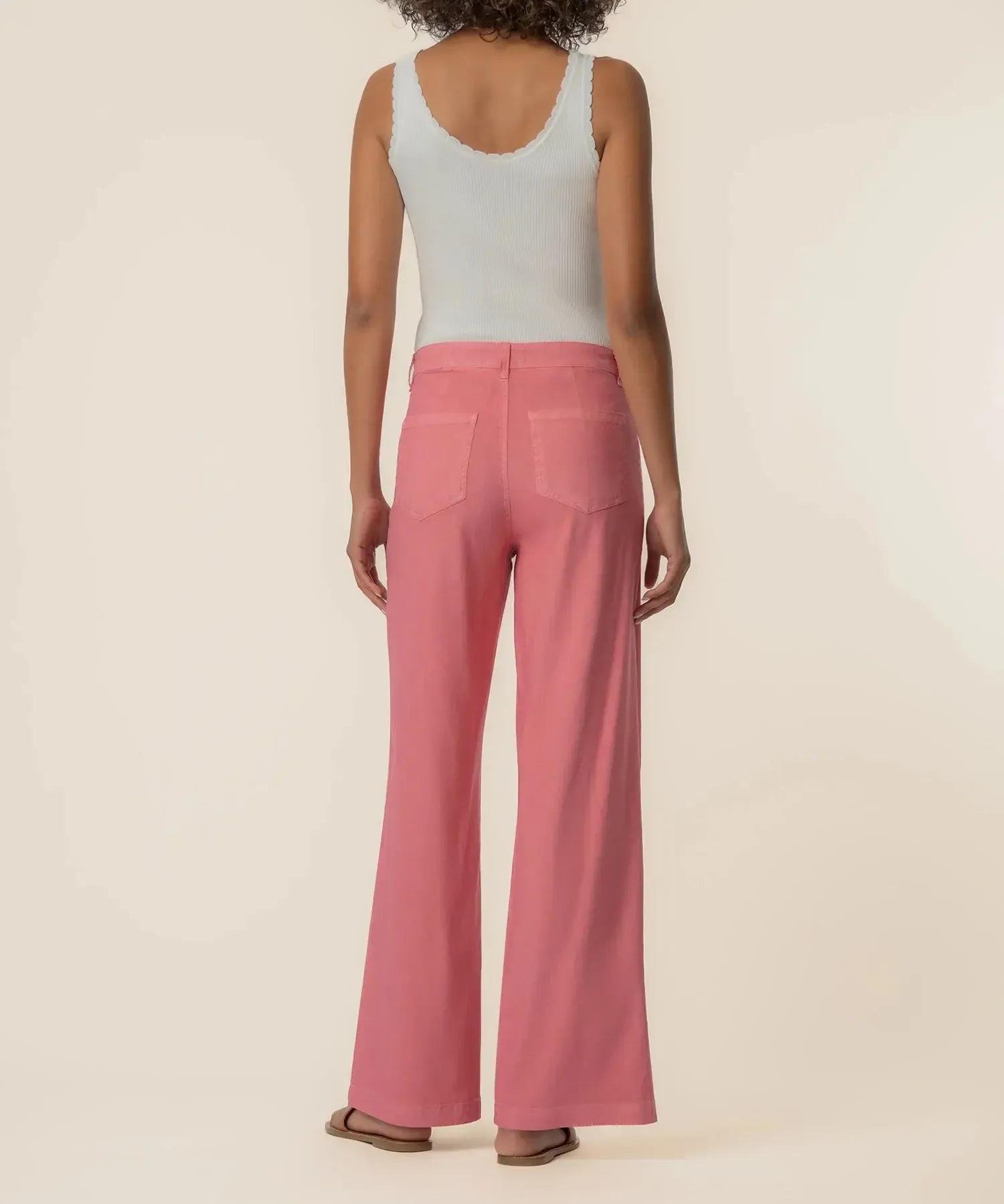 KUT Meg High Rise Wide Leg Jean - Flamingo-Hand In Pocket