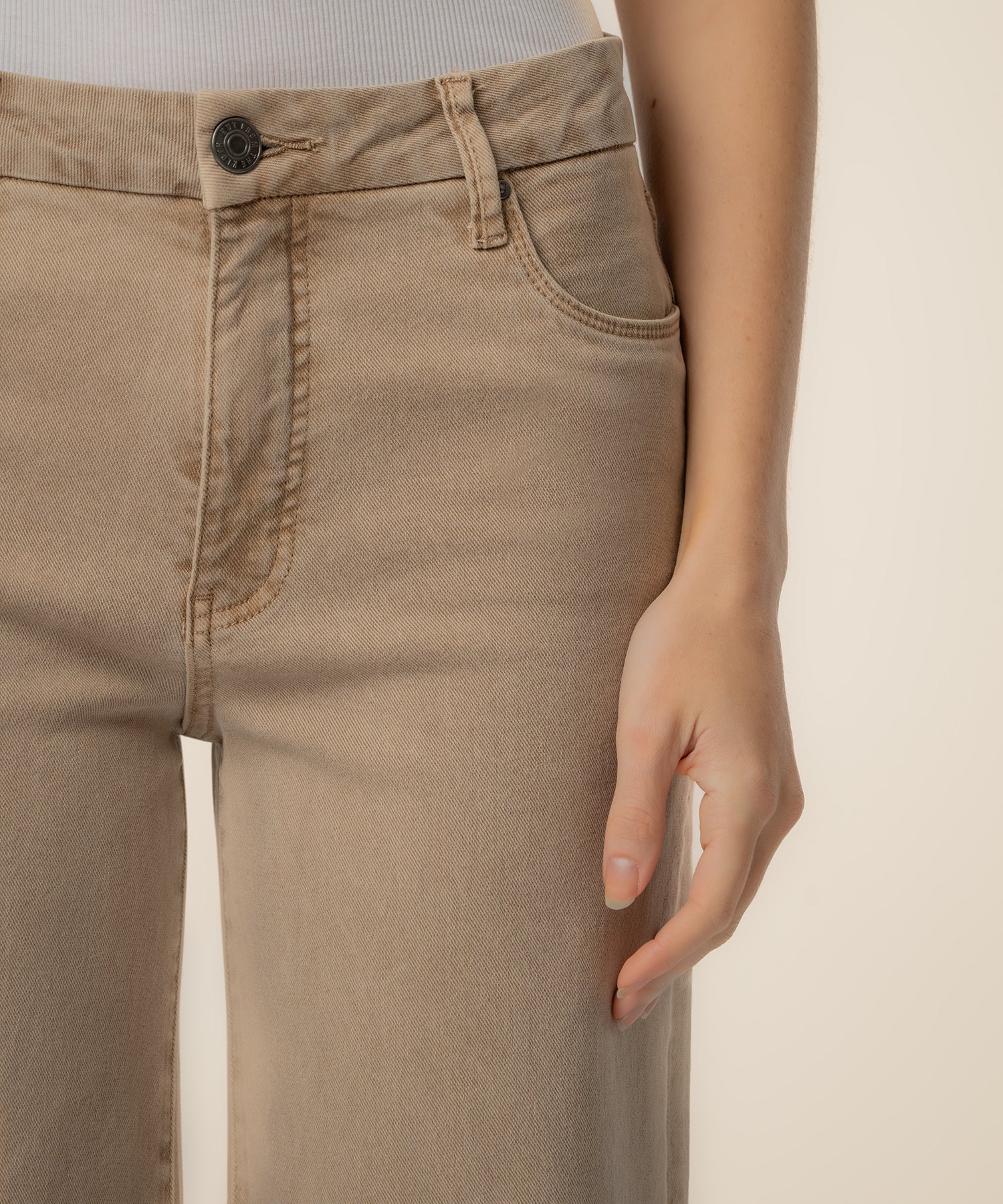 KUT Meg High Rise Fab AB Wide Leg Raw Hem Denim - Chai-Hand In Pocket