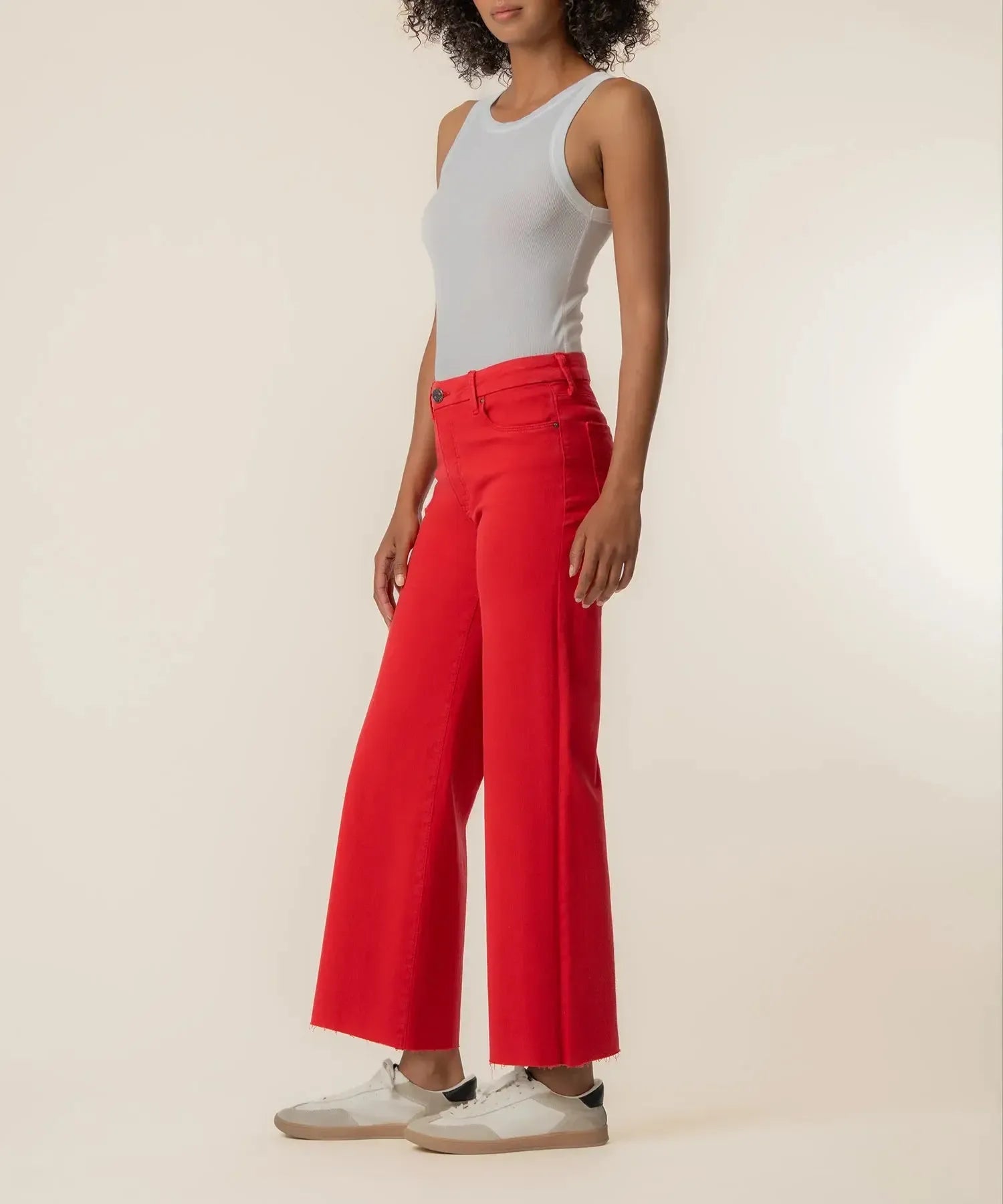 KUT Meg High Rise Wide Leg Raw Hem - Tomato-Hand In Pocket