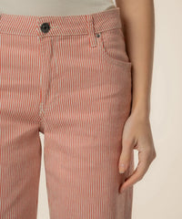 KUT Charlotte High Rise Wide Leg With Raw Hem Denim - Red/Ivory-Hand In Pocket