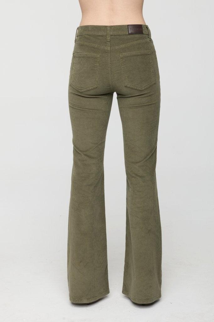Pistola Kinsley Mid Rise Ultra Flare - Sequoia-Hand In Pocket