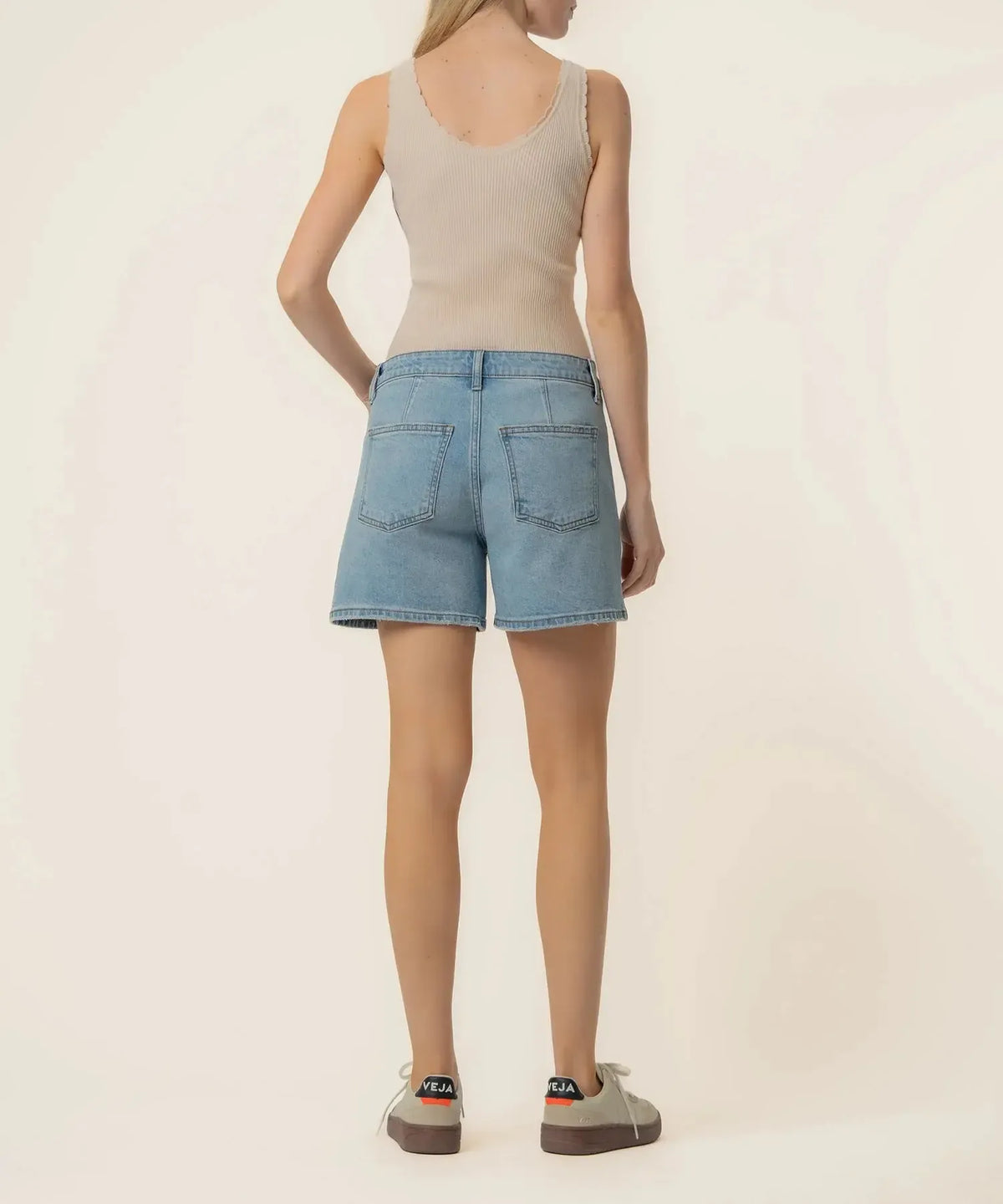 KUT Jane High Rise Long Short - Restore-Hand In Pocket