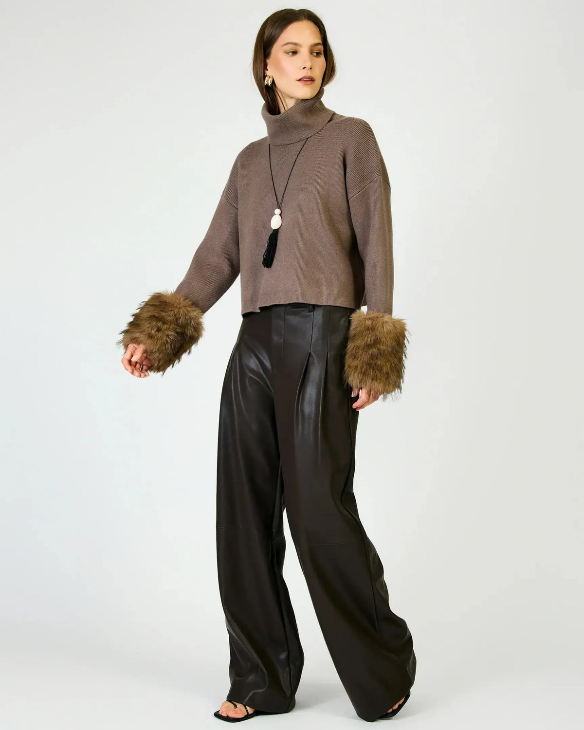 Line + Dot Hadley Sweater - Mocha-Hand In Pocket