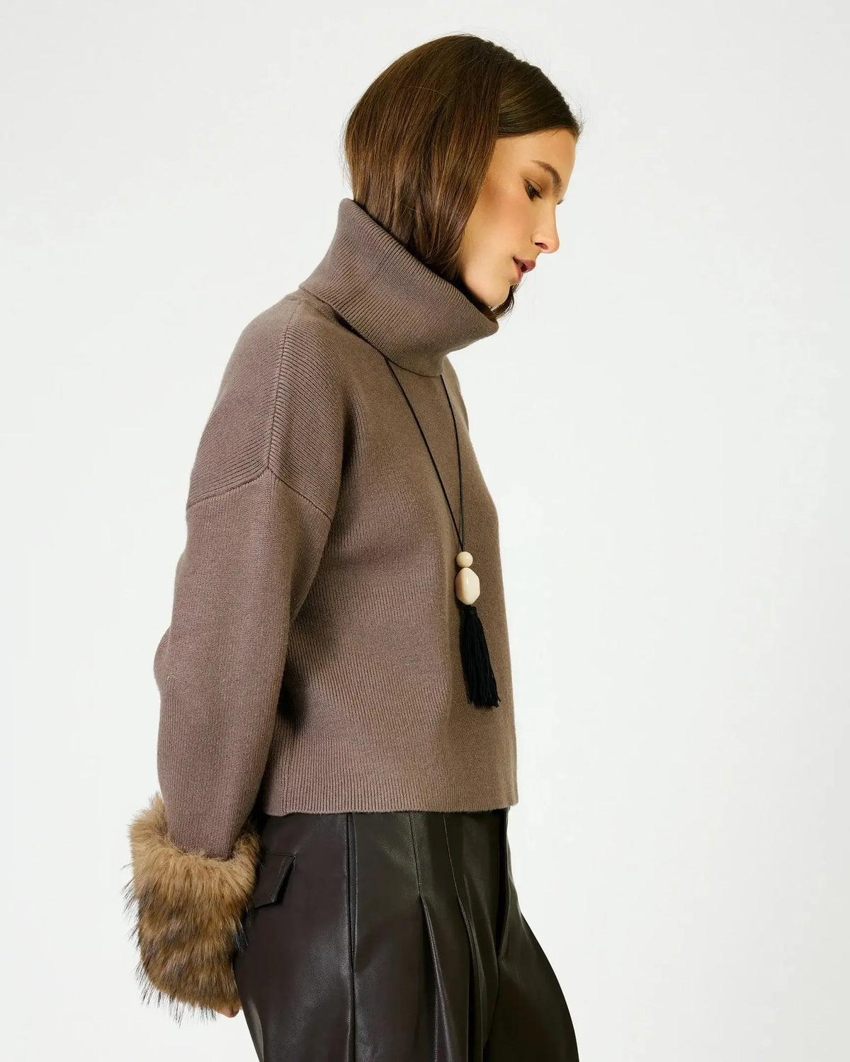 Line + Dot Hadley Sweater - Mocha-Hand In Pocket